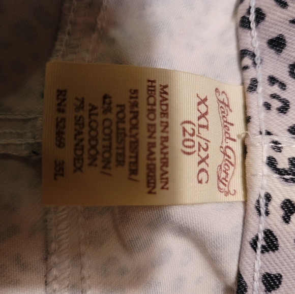 Cheetah Jeggings ♡ - Picture 3 of 3